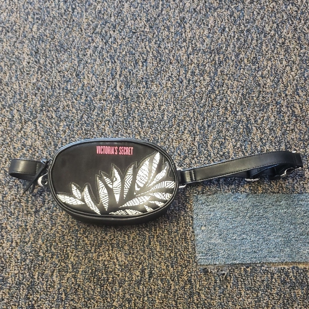 Victoria's Secret Black and White Leaf Print Belt Bag